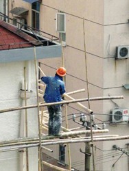 脚手架上的安全隐患及其防范措施